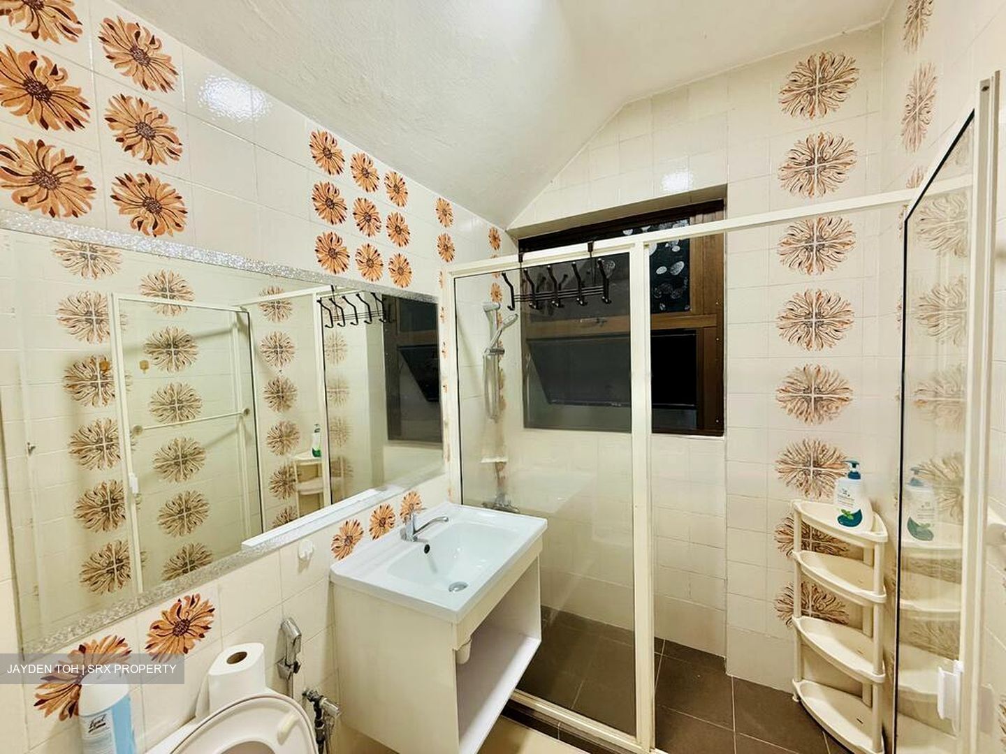 Pine Grove (D21), Condominium #504019041